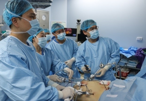 Các nghiên cứu và dữ liệu khoa học ủng hộ hiệu quả của phẫu thuật nội soi thu nhỏ dạ dày là gì?